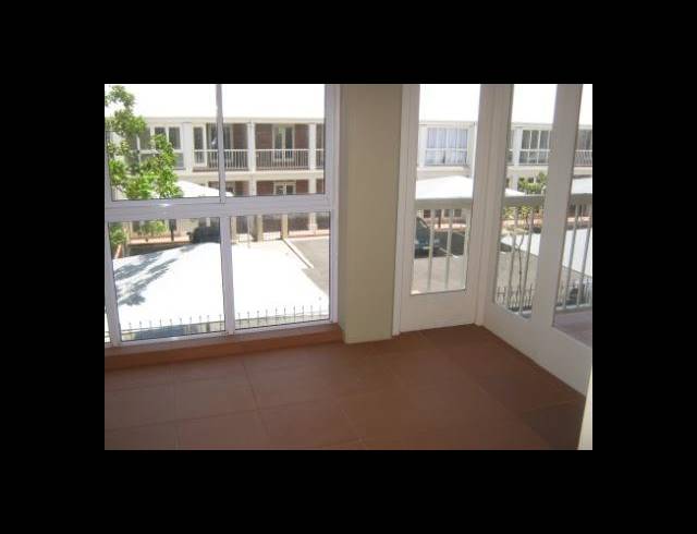 1 BEDROOM APARTMENT TO LET IN POINT WATERFRONT